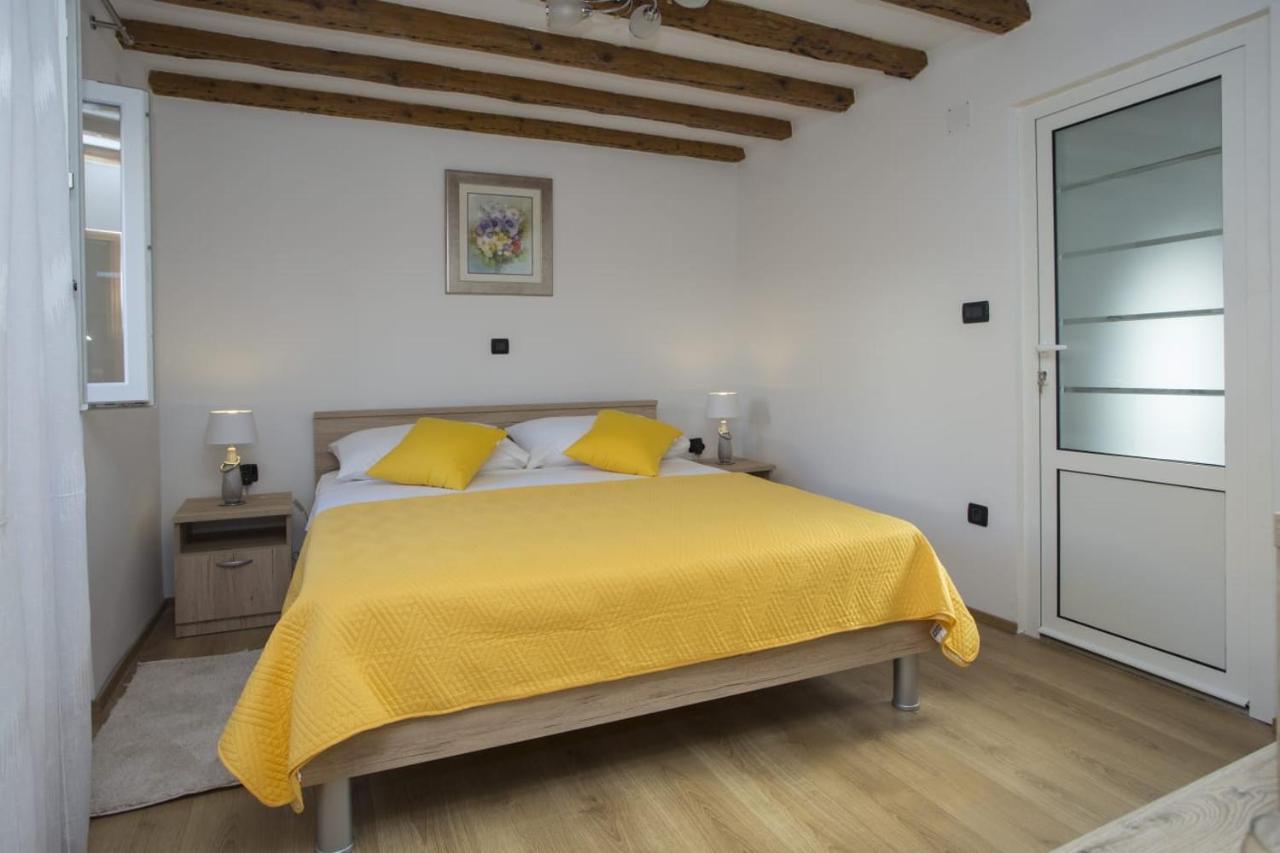 Old Town Room Split Bagian luar foto
